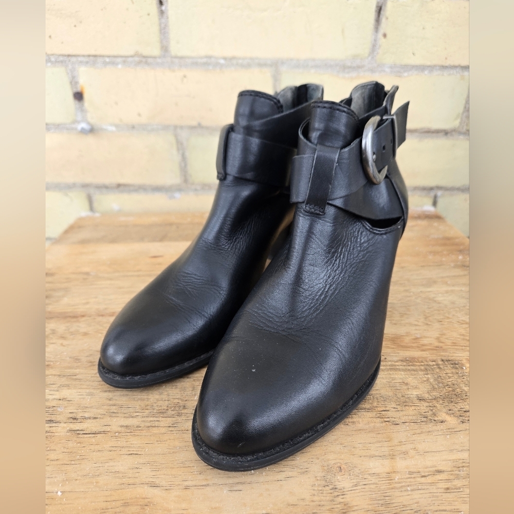 Vionic Rory Boots - Picture 3 of 10